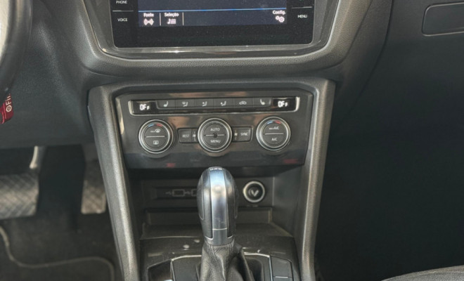 VW - VolksWagen TIGUAN Allspac Comf 250 TSI 1.4 Flex 2019 Flex-11
