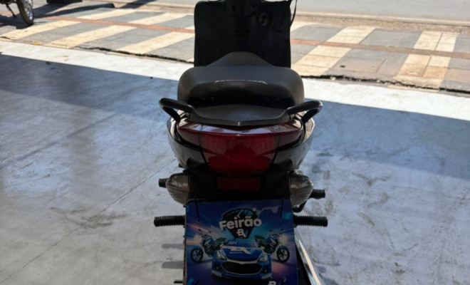 HONDA BIZ 125 ES/ 125 ES FLEX 2011 Gasolina-1