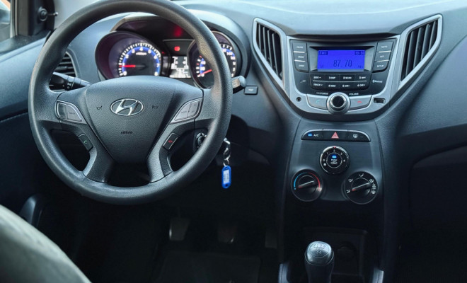 Hyundai HB20 C./C.Plus/C.Style 1.6 Flex 16V Mec. 2014 Flex-11