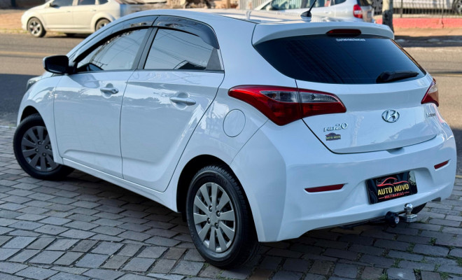 Hyundai HB20 C./C.Plus/C.Style 1.6 Flex 16V Mec. 2014 Flex-2