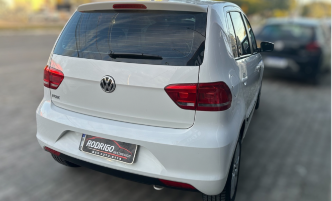 VW - VolksWagen Fox Trendline 1.0 Flex 12V 5p 2016 Flex-1