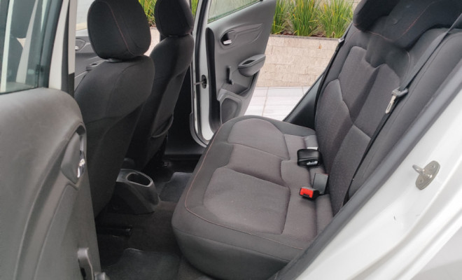 GM - Chevrolet ONIX HATCH LT 1.4 8V FlexPower 5p Mec. 2016 Flex-11