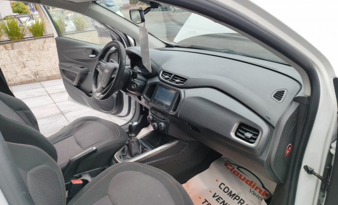 GM - Chevrolet ONIX HATCH LT 1.4 8V FlexPower 5p Mec. 2016 Flex-8