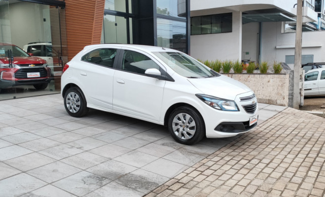 GM - Chevrolet ONIX HATCH LT 1.4 8V FlexPower 5p Mec. 2016 Flex