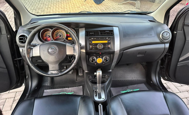 Nissan LIVINA SL 1.8 16V Flex Fuel Aut. 2012 Flex-4