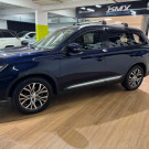 Mitsubishi OUTLANDER COMFORT 2.0 16V Aut. 2018 Gasolina-2