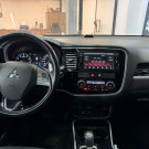 Mitsubishi OUTLANDER COMFORT 2.0 16V Aut. 2018 Gasolina-10