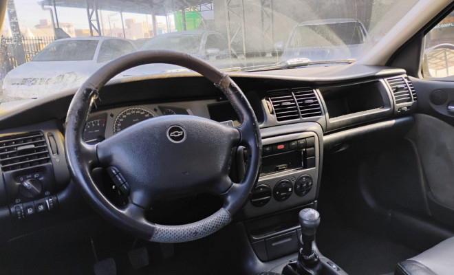 GM - Chevrolet Vectra GL 2.2 / 2.0 MPFI 2002 Gasolina-3