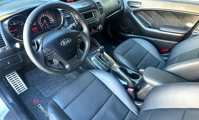 Kia Motors Cerato 1.6 16V  Flex  Aut. 2014 Flex-11