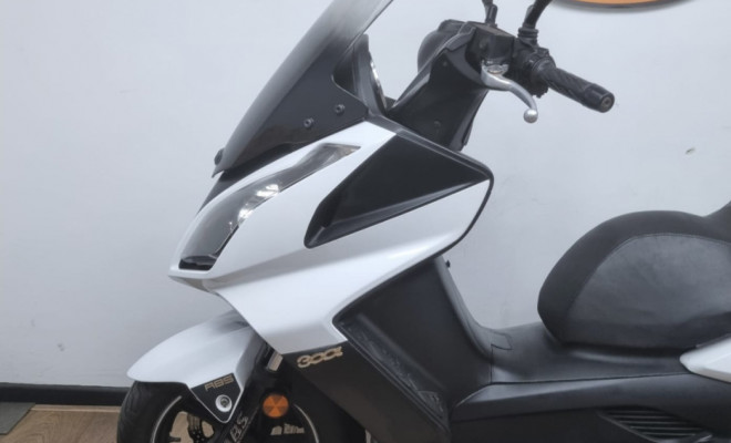 KYMCO DOWNTOWN 300i 2020 Gasolina-5