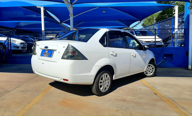 Ford Fiesta Sed. 1.6 8V Flex 4p 2013 Flex-2