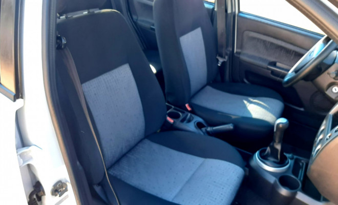 Ford Fiesta Sed. 1.6 8V Flex 4p 2013 Flex-9