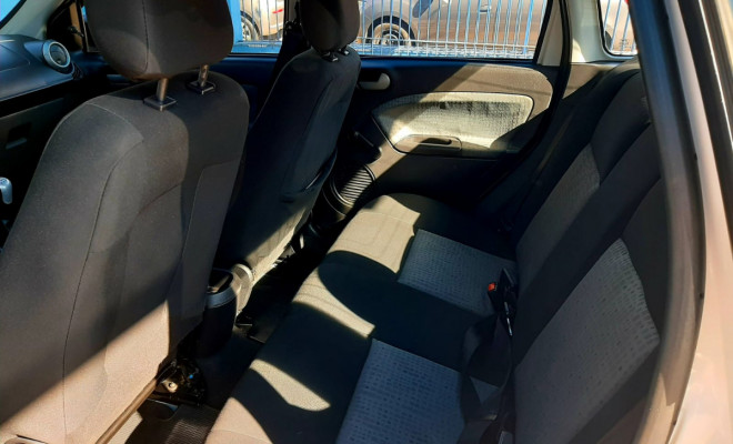 Ford Fiesta Sed. 1.6 8V Flex 4p 2013 Flex-7