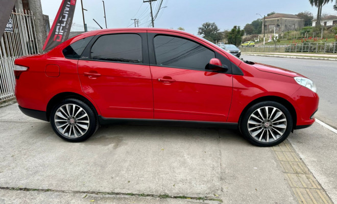 Fiat Grand Siena ATTRAC. 1.4 EVO F.Flex 8V 2013 Flex-1