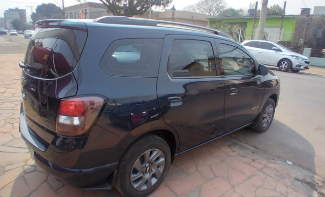 GM - Chevrolet SPIN LTZ 1.8 8V Econo.Flex 5p Aut. 2018 Gasolina-7