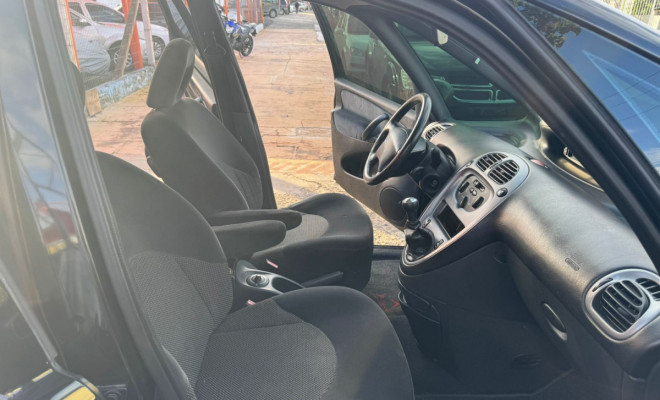 Citroën Xsara Picasso GLX 1.6/ 1.6 Flex 16V 2012 Flex-13