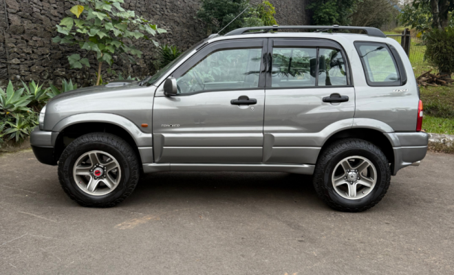 GM - Chevrolet TRACKER 2.0 TB Int. Diesel 4x4 4p 2004 Diesel-9