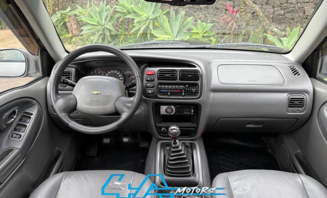 GM - Chevrolet TRACKER 2.0 TB Int. Diesel 4x4 4p 2004 Diesel-4