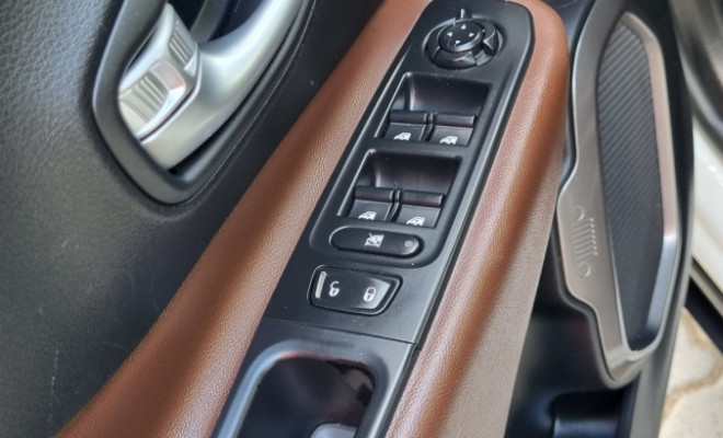 Jeep Renegade Sport 1.8 4x2 Flex 16V Aut. 2018 Flex-7