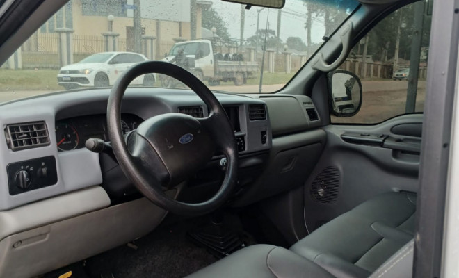 Ford F-250 XL 3.9 4x2 Diesel 2008 Diesel-4