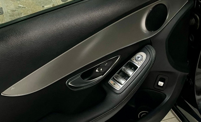 Mercedes-Benz C-180 CGI Exclusive 1.6 Turbo Aut. 2016-18