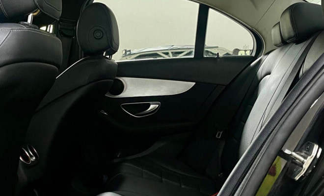 Mercedes-Benz C-180 CGI Exclusive 1.6 Turbo Aut. 2016-10