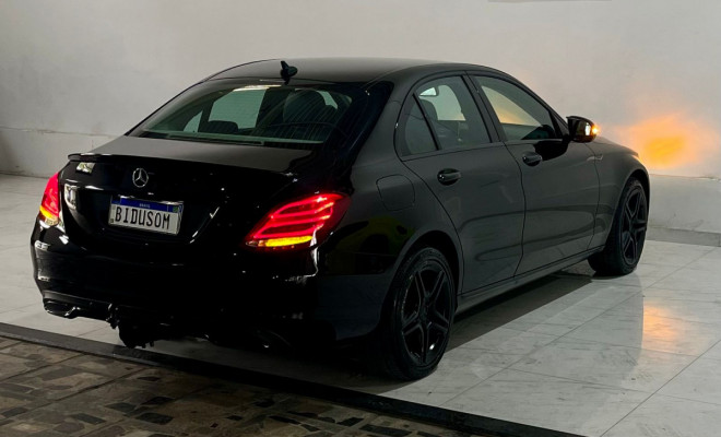 Mercedes-Benz C-180 CGI Exclusive 1.6 Turbo Aut. 2016-24