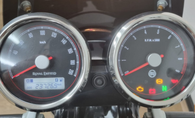 Royal Enfield Interceptor Special Colorway 650cc ABS 2021 Gasolina-4