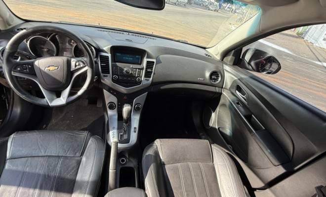 GM - Chevrolet CRUZE LT 1.8 16V FlexPower 4p Aut. 2012 Flex-8