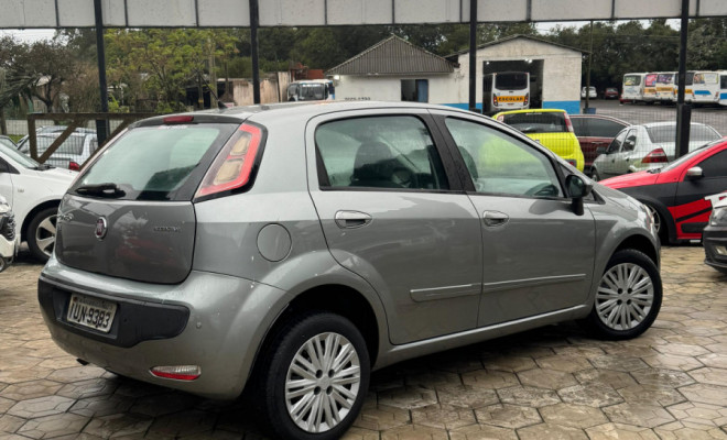 Fiat Punto ATTRACTIVE 1.4 Fire Flex 8V 5p 2013 Flex-4