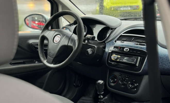 Fiat Punto ATTRACTIVE 1.4 Fire Flex 8V 5p 2013 Flex-5