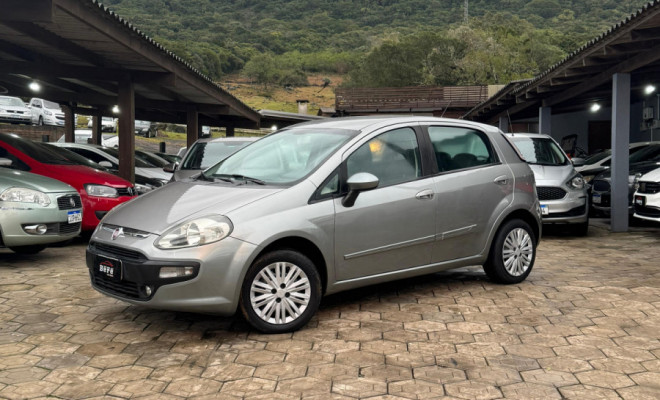 Fiat Punto ATTRACTIVE 1.4 Fire Flex 8V 5p 2013 Flex