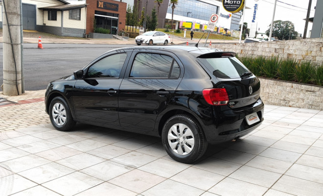 VW - VolksWagen Gol (novo) 1.0 Mi Total Flex 8V 4p 2014 Flex-2