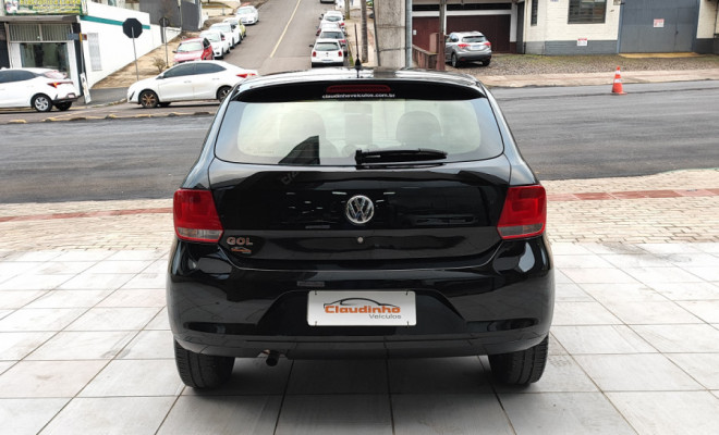 VW - VolksWagen Gol (novo) 1.0 Mi Total Flex 8V 4p 2014 Flex-4