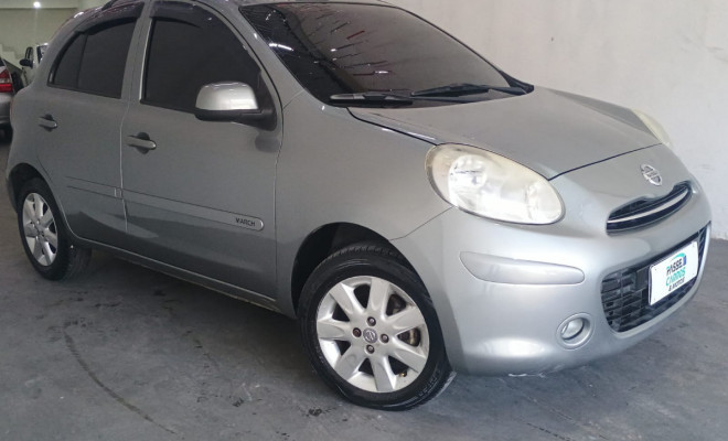 Nissan MARCH Rio2016 1.0 Flex Fuel 5p 2013 Flex