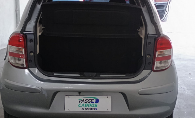 Nissan MARCH Rio2016 1.0 Flex Fuel 5p 2013 Flex-10