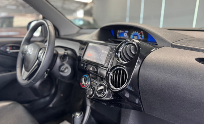 Toyota ETIOS XLS 1.5 Flex 5p Aut. 2018 Flex-6