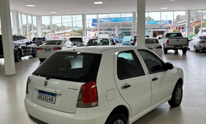 Fiat Palio 1.0 Cel. ECON./ITALIA F.Flex 8V 4p 2014 Flex-1