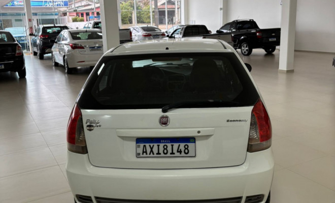 Fiat Palio 1.0 Cel. ECON./ITALIA F.Flex 8V 4p 2014 Flex-2