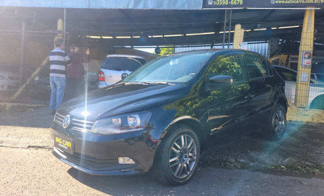 VW - VolksWagen Gol (novo) 1.0 Mi Total Flex 8V 4p 2013 Flex-3