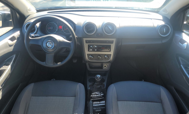 VW - VolksWagen Gol (novo) 1.0 Mi Total Flex 8V 4p 2013 Flex-7