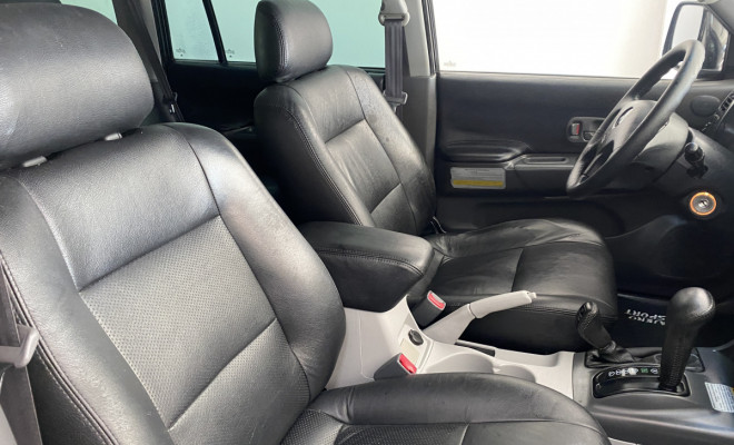 Mitsubishi Pajero Sport 3.5 4x4 Aut 2010-9