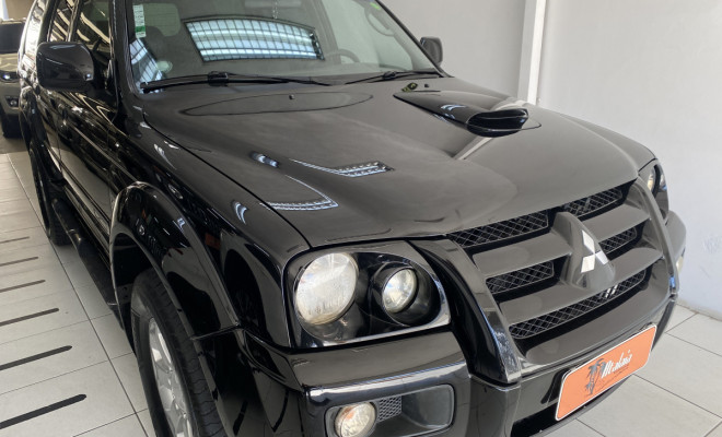 Mitsubishi Pajero Sport 3.5 4x4 Aut 2010-1