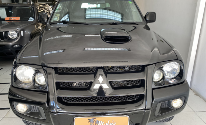 Mitsubishi Pajero Sport 3.5 4x4 Aut 2010-0