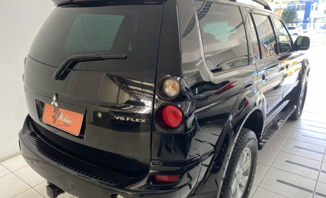 Mitsubishi Pajero Sport 3.5 4x4 Aut 2010-4