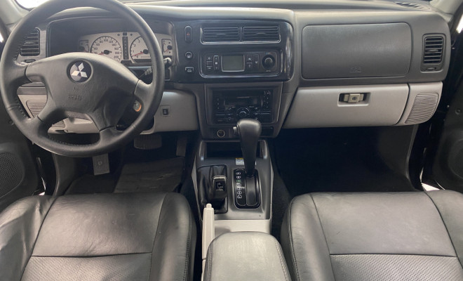 Mitsubishi Pajero Sport 3.5 4x4 Aut 2010-6