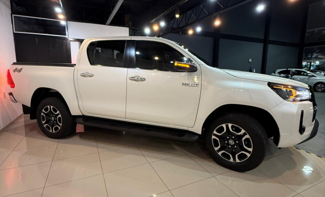 Toyota Hilux CD SRX 4x4 2.8 TDI 16V Diesel Aut. 2021 Diesel-1