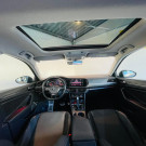 VW - VolksWagen JETTA Comfort. 250 TSI 1.4 Flex 16v Aut. 2018 Flex-8