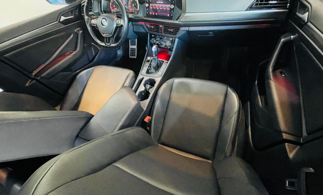 VW - VolksWagen JETTA Comfort. 250 TSI 1.4 Flex 16v Aut. 2018 Flex-7