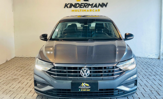 VW - VolksWagen JETTA Comfort. 250 TSI 1.4 Flex 16v Aut. 2018 Flex-0